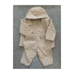 Aden & Anais, 0-3 mo. matching set, Unisex, “going home” outfit, tan